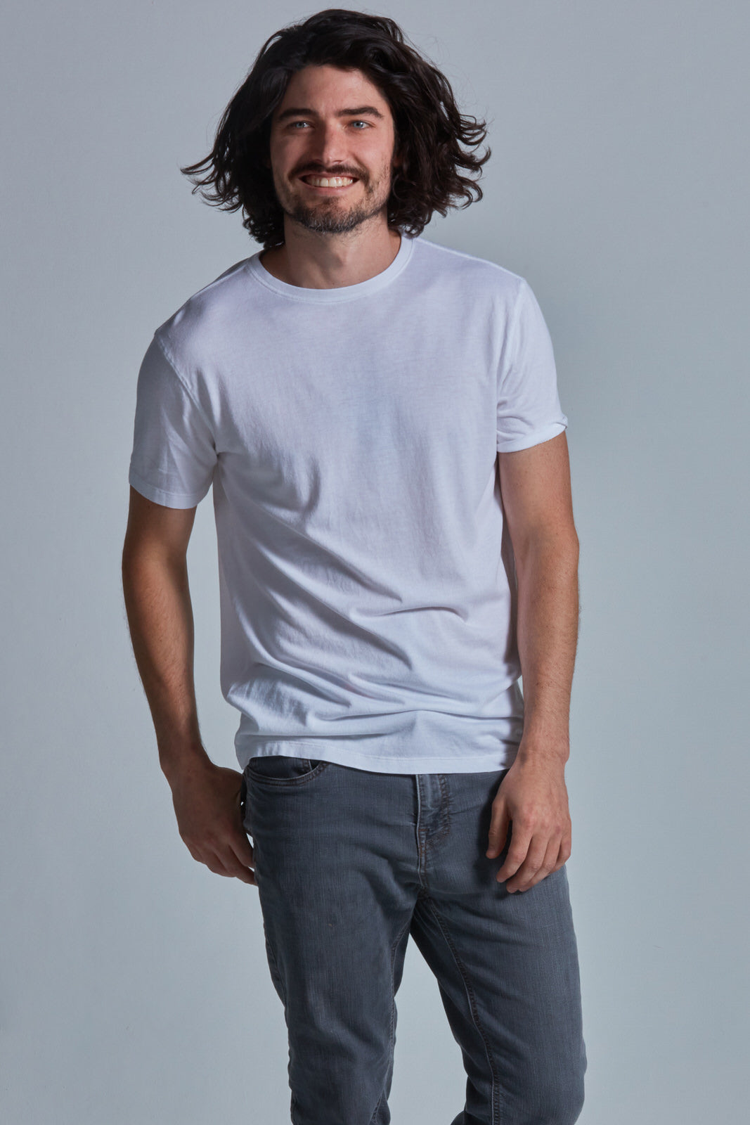 ONNO bamboo t-shirt in White Unpatched, Nic is 5'11" and wearing size M.