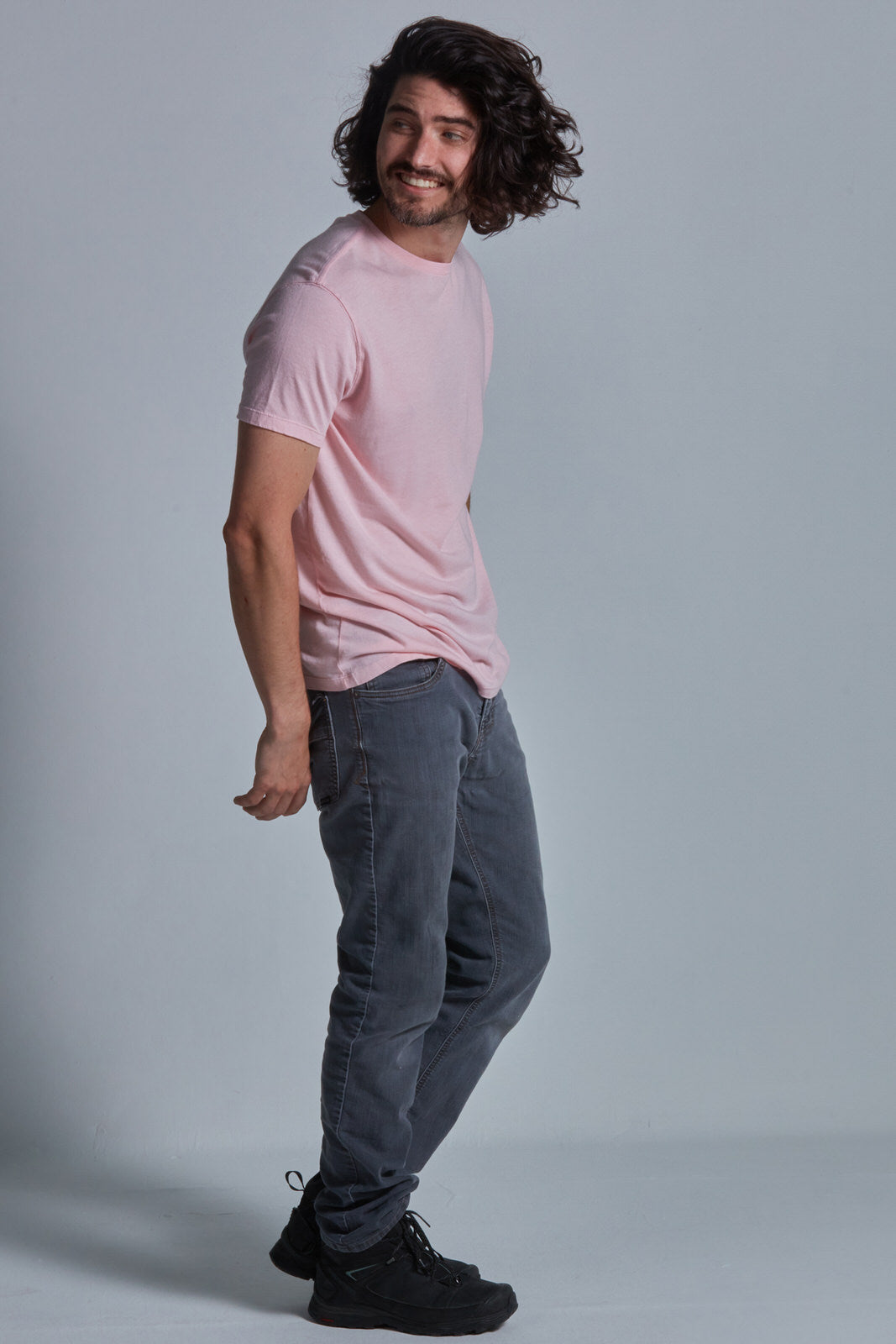 ONNO bamboo t-shirt in Pink Unpatched, Nic is 5'11" and wearing size M.
