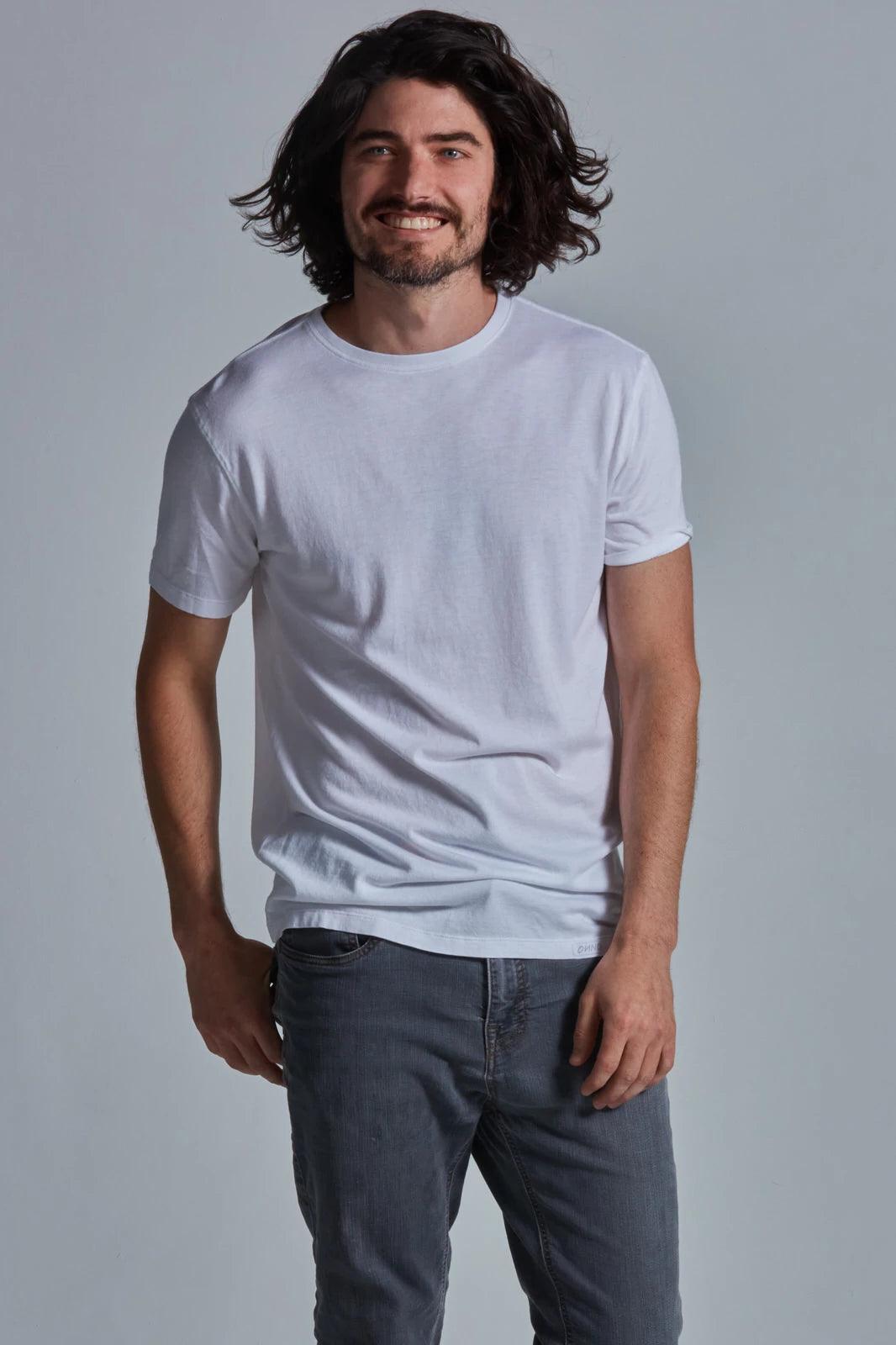 ONNO bamboo t-shirt in White, Nic is 5'11" and wearing size M.