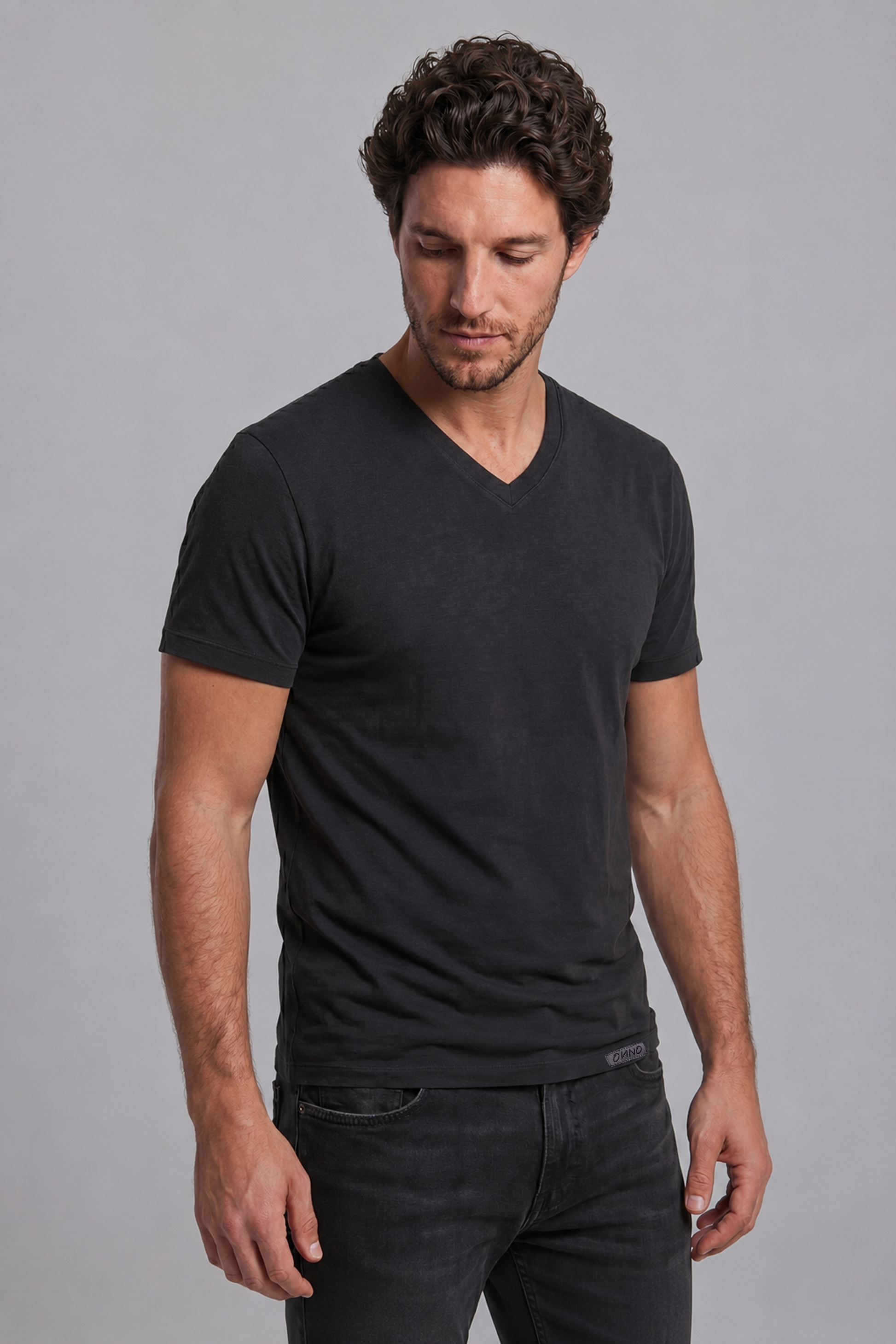 ONNO v-neck