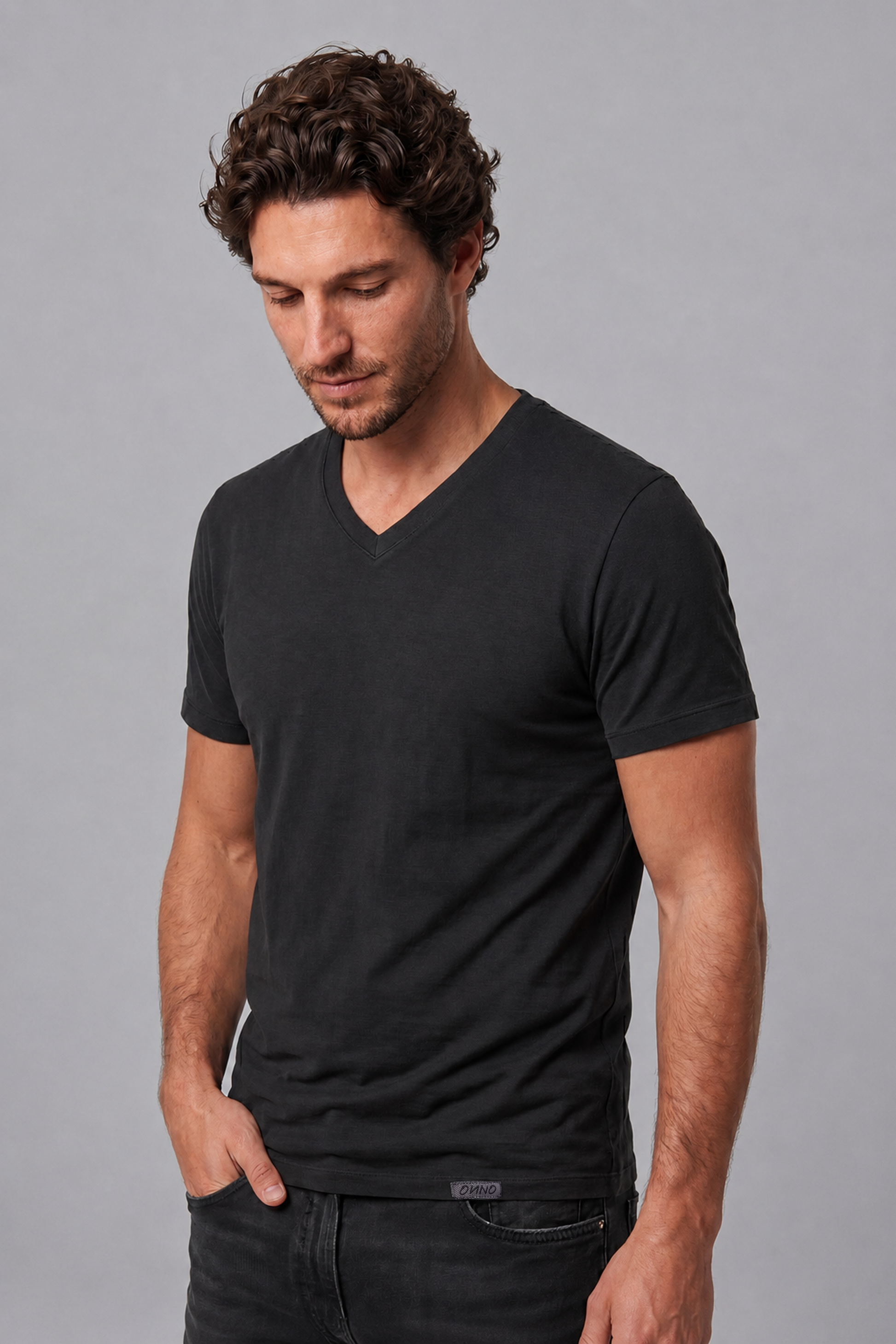 ONNO v-neck