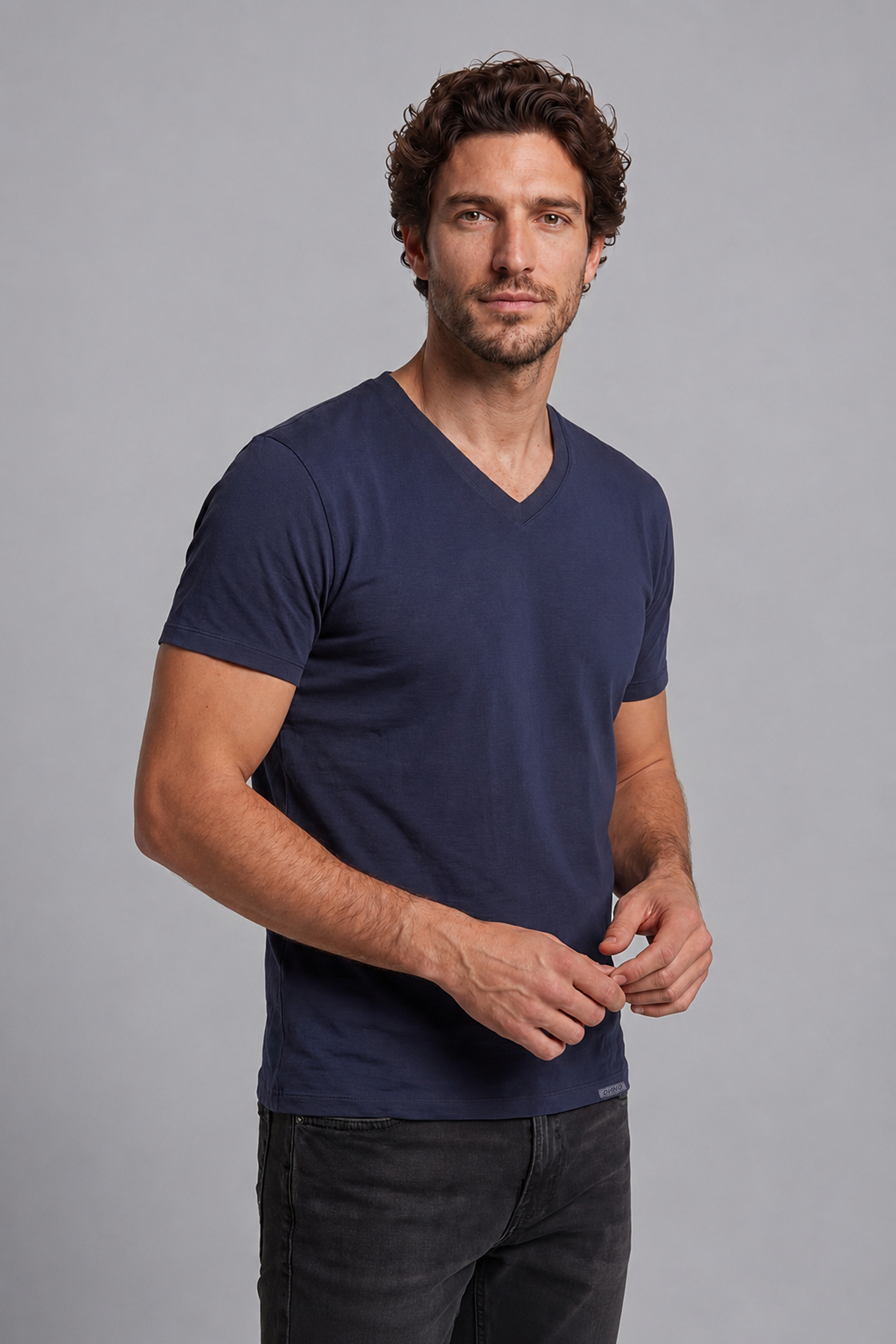 ONNO v-neck