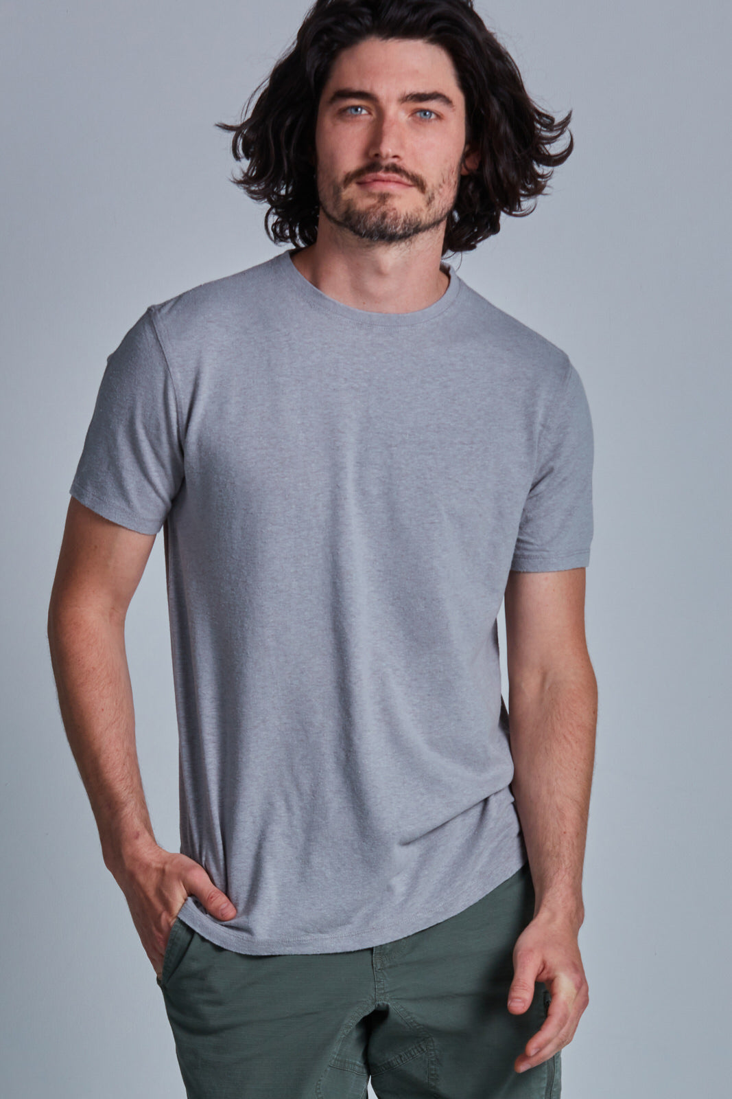 ONNO hemp t-shirt Unpatched, Nic is 5'11" and wearing size M.