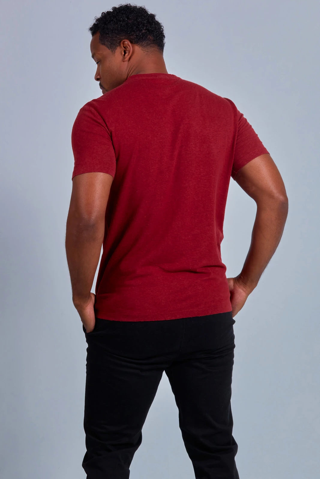 ONNO hemp t-shirt in Cardinal, Golden is 6'0" and wearing size L.