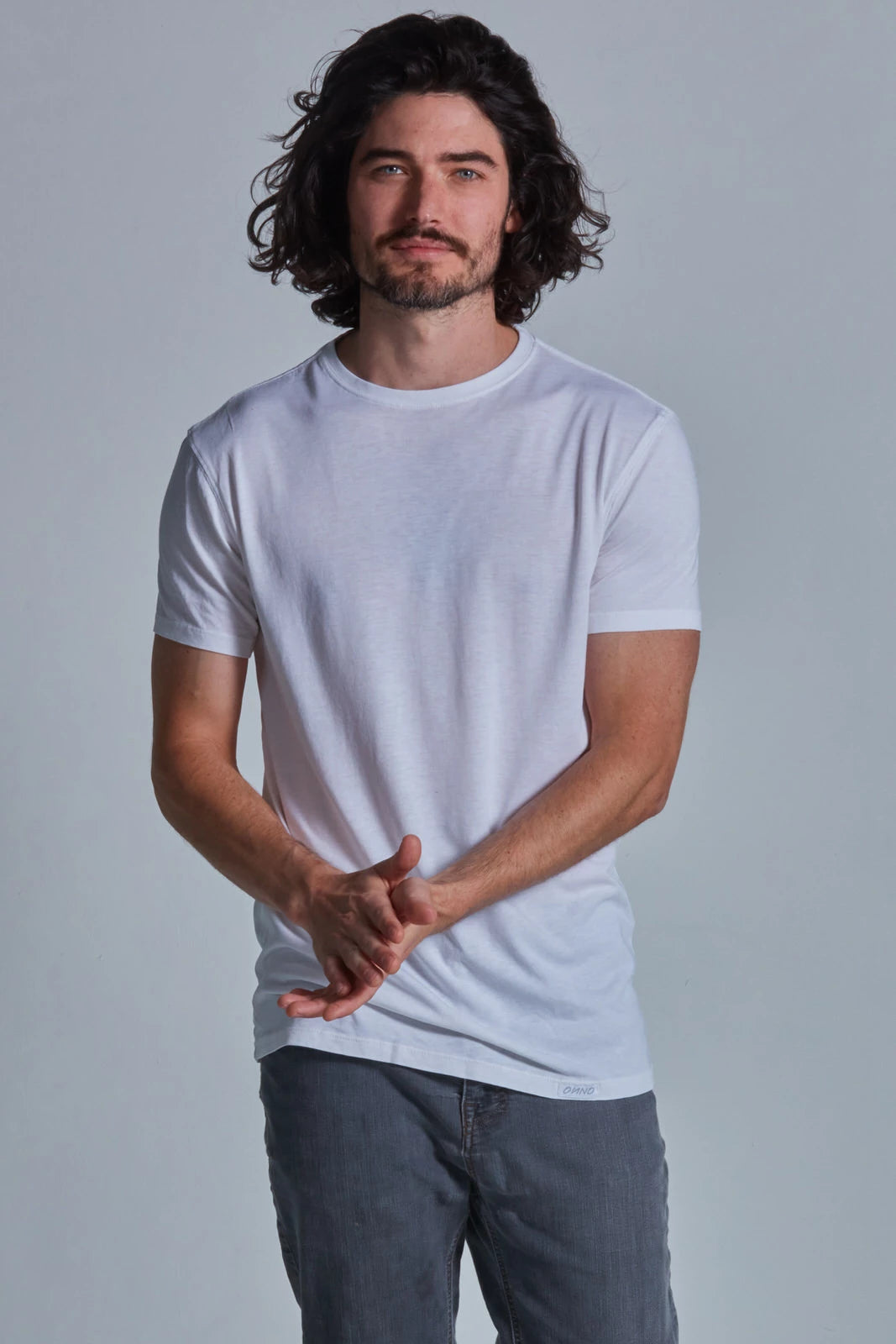 ONNO lyocell bamboo t-shirt in White, Nic is 5'11" and wearing size M.