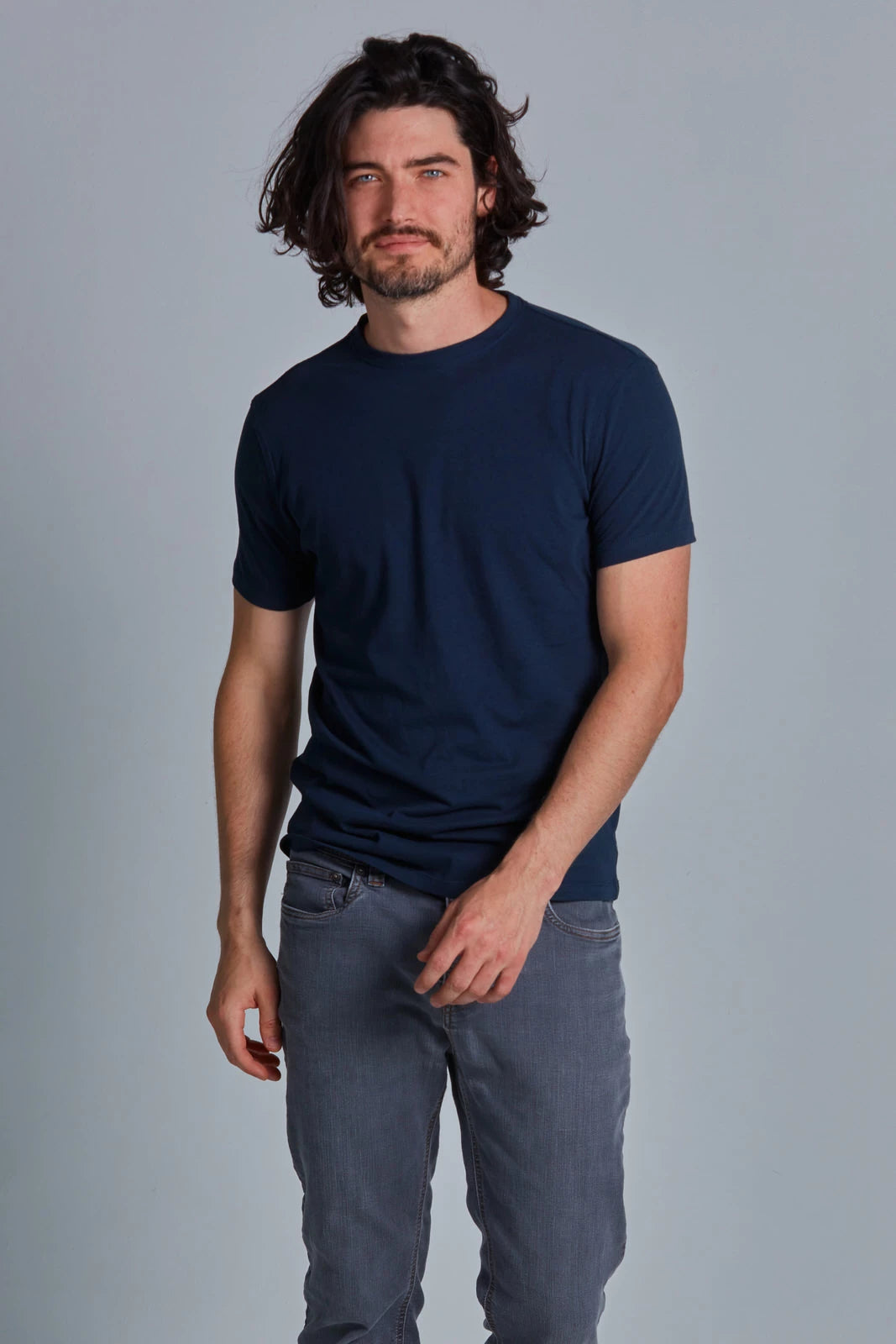 ONNO pima cotton t-shirt in Lapis, Nic is 5'11" and wearing size M.